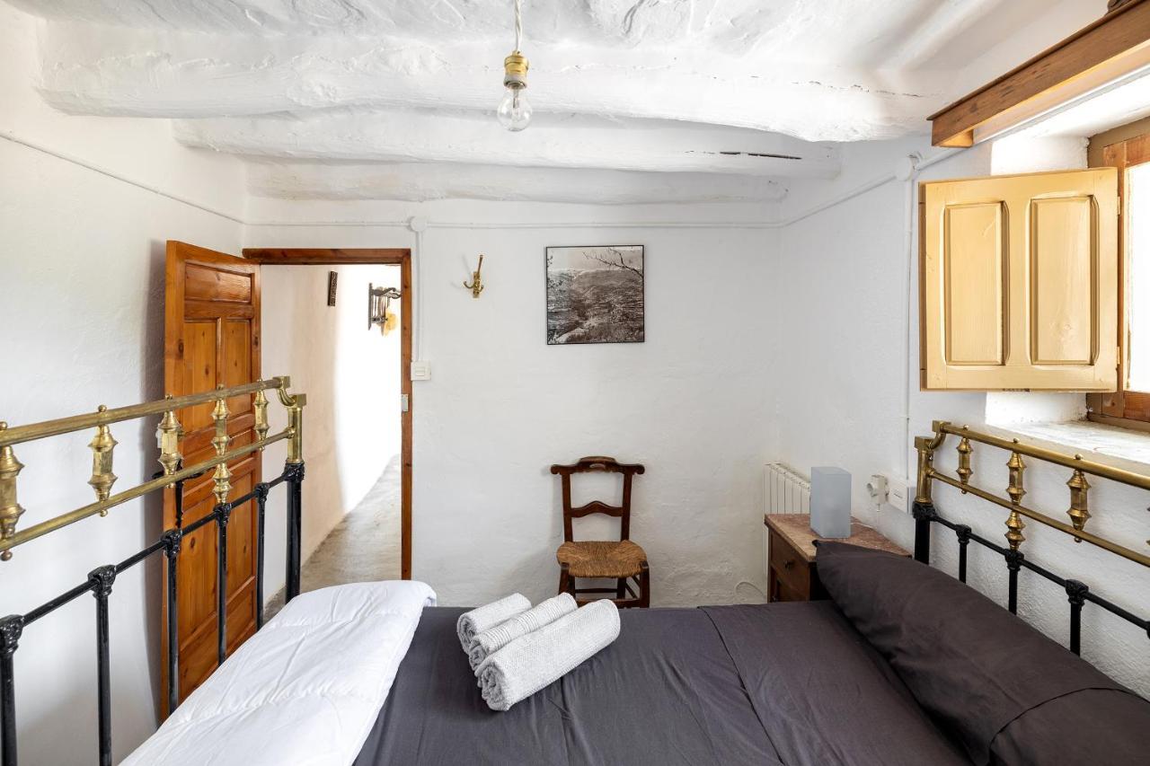 Casa Rural El Fuerte De Atabuey Trevélez Eksteriør billede