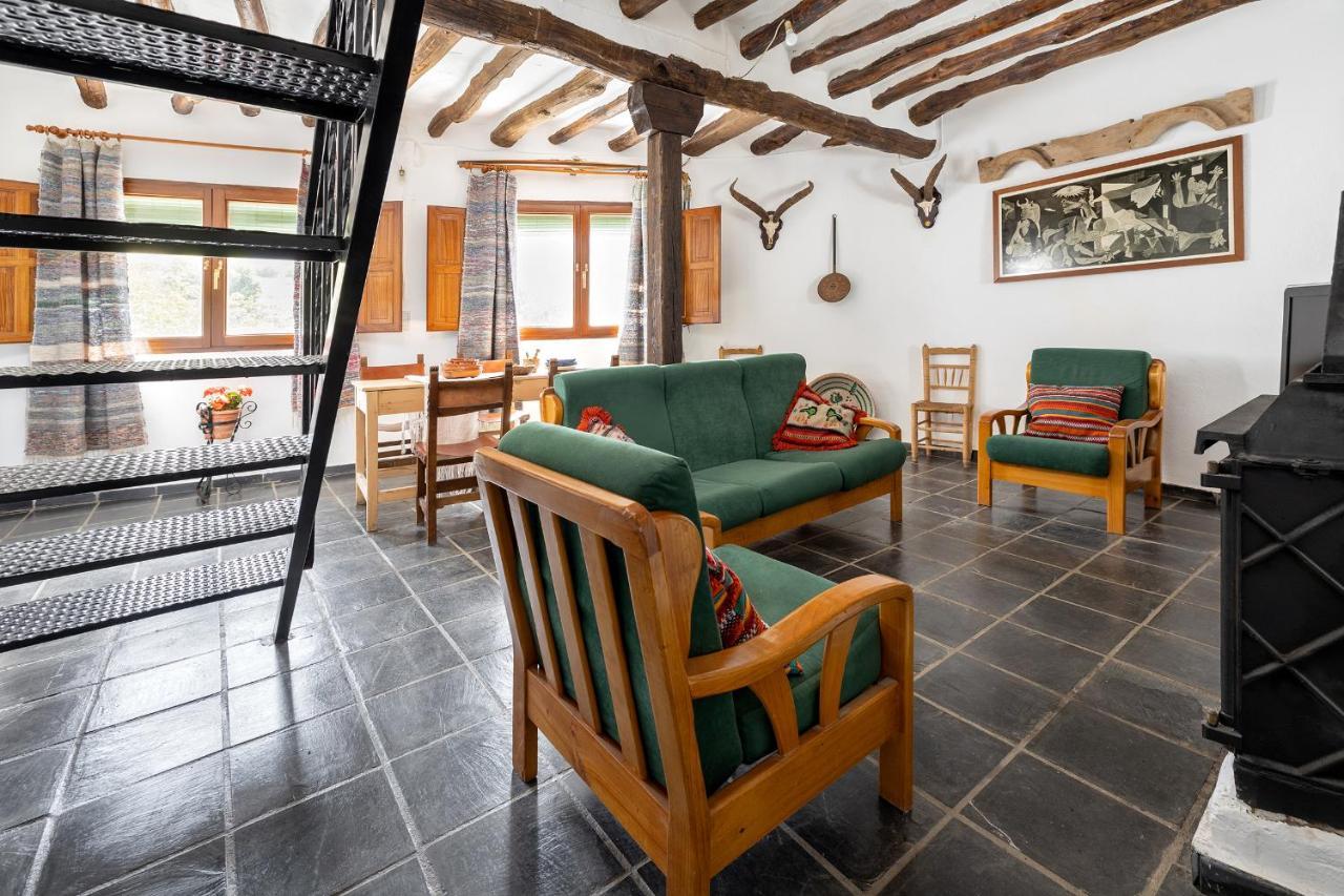 Casa Rural El Fuerte De Atabuey Trevélez Eksteriør billede