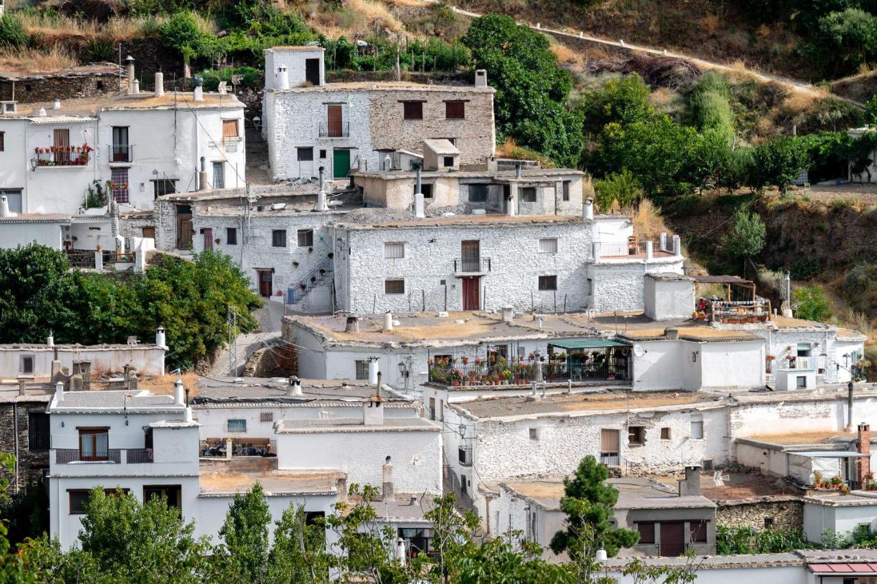 Casa Rural El Fuerte De Atabuey Trevélez Eksteriør billede