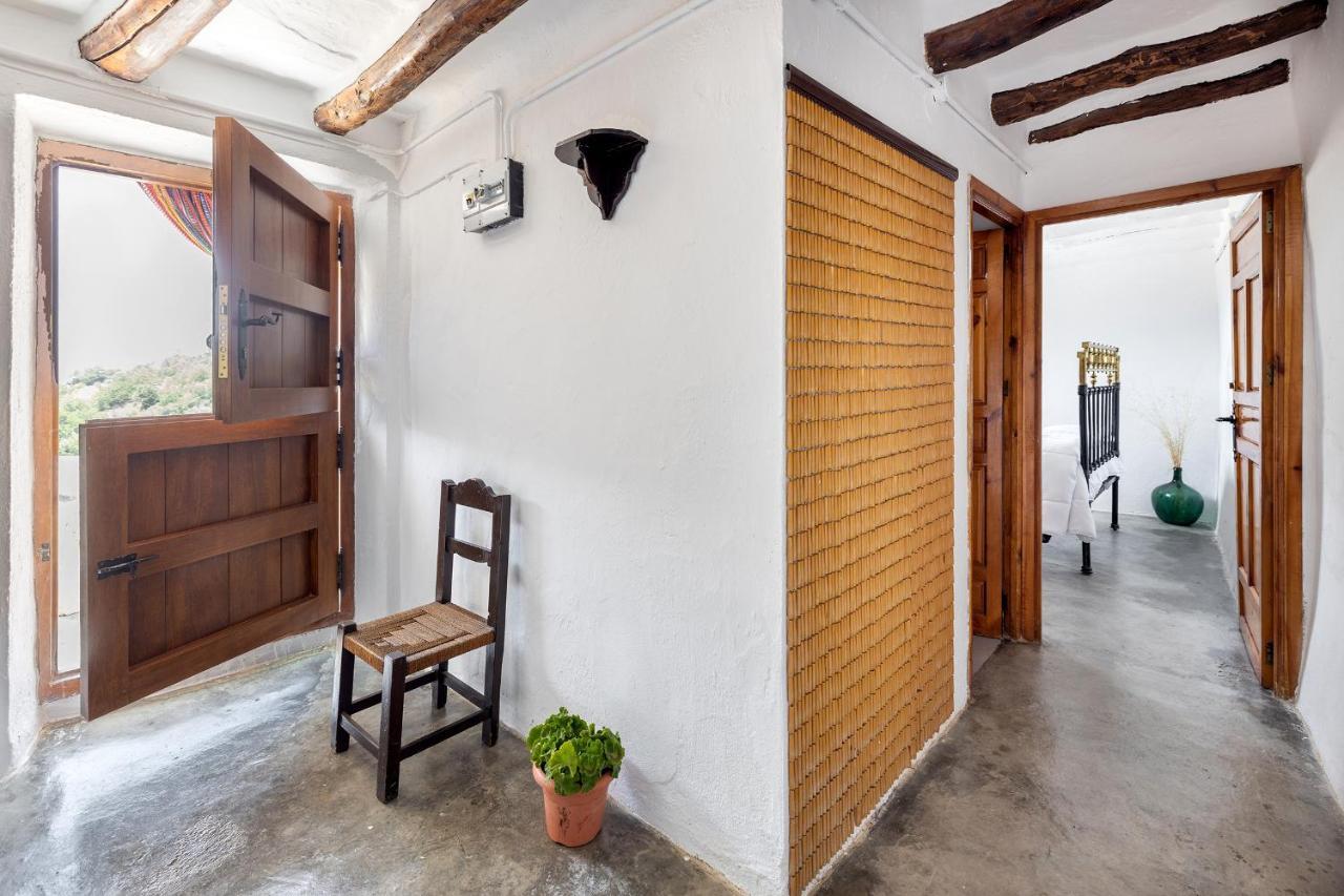 Casa Rural El Fuerte De Atabuey Trevélez Eksteriør billede